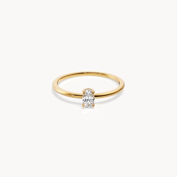 Minimalistic Plain Engagement Ring