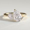 1aonsoafp7u3fqq1ndiob2sy_8wegdi4k_cc85bbb433426b3d56cdd40e4cbe63dd Double Pear Toi et Moi Engagement Ring