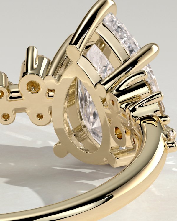 1lw9o2kvgieki1q3cvyjozvl_uby2gbar_7ba1be6813526591175999b058d55940 Pear Solitaire with Clustered Stones Engagement Ring