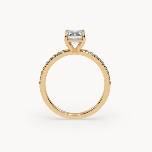 Emerald-Solitaire-with-Paveband_GG_05_65722b8e-77db-47be-82d9-0654bee8e529.jpg Radiant Cut Solitaire Pavé Setting Ring